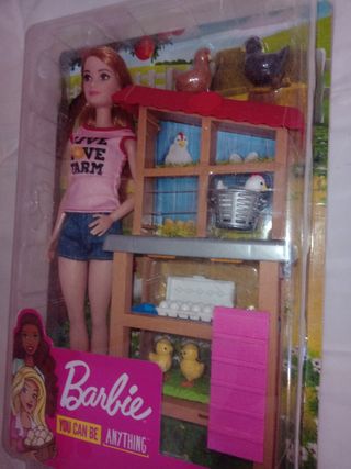 Barbie Granja - Muñeca y Accesorios