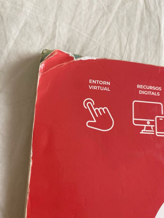 Accés 1r Batxillerat. Valencià: llengua i liter...