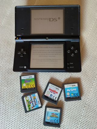 Nintendo DS negra + 5 juegos
