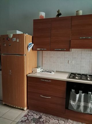 Cucina legno ciliegio usata + frigo