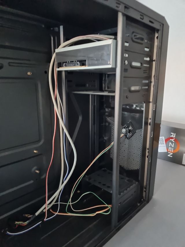 Caja PC Hiditec - Torre