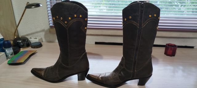 Botas vaqueras marrón