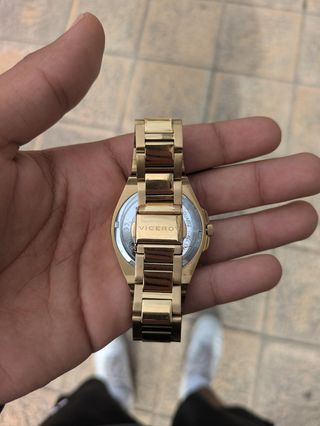 Reloj Viceroy Dorado Acero