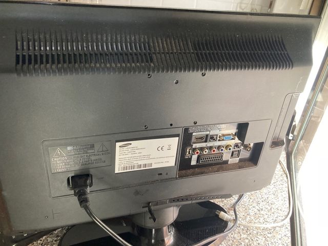 television samsung LE22c35D1WXXC