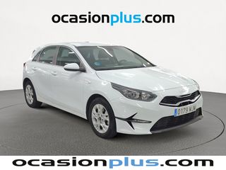 Kia Ceed 1.6 MHEV iMT Drive 100 kW (136 CV)