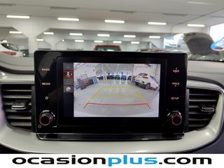Kia Ceed 1.6 MHEV iMT Drive 100 kW (136 CV)