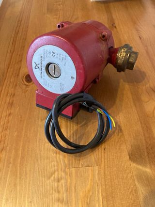 Bomba Grundfos UP 20-45 N 150