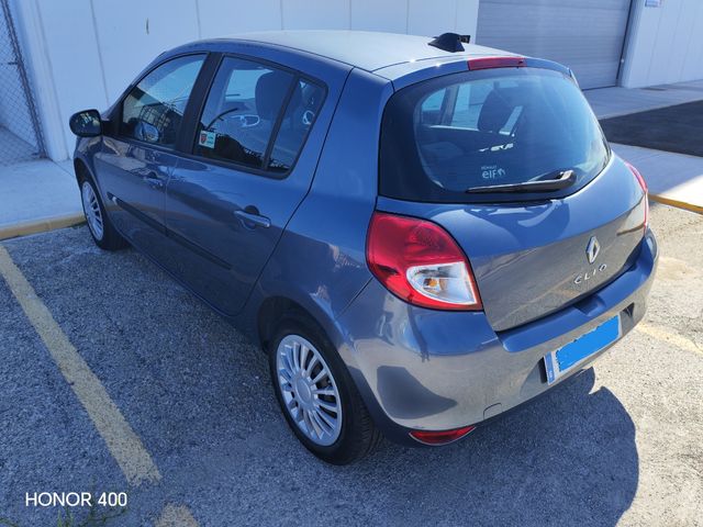 Renault Clio 2010