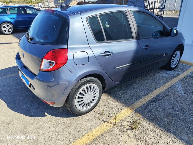 Renault Clio 2010