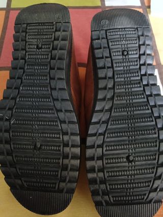 Zapatos nuevos + Chaqueta deportiva