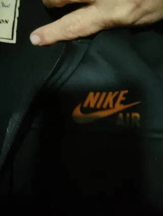 Zapatos nuevos + Chaqueta deportiva