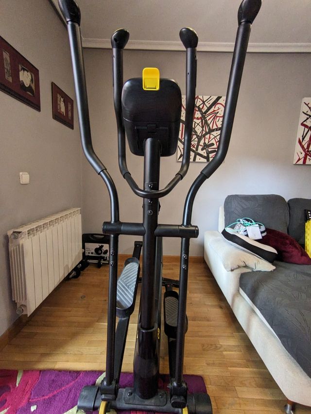 Elíptica Domyos 520/09 autoalimentada