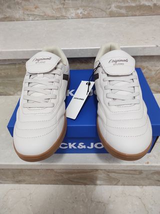 Sneakers cream colored Jack & Jones 43