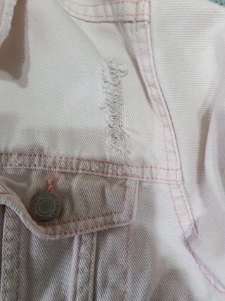 Chaqueta vaquera rosa H&M