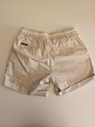 Shorts Decathlon mujer beige
