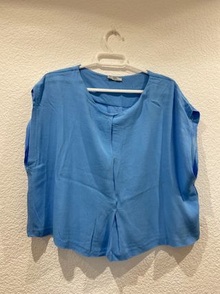 Blusa azul manga corta Zara