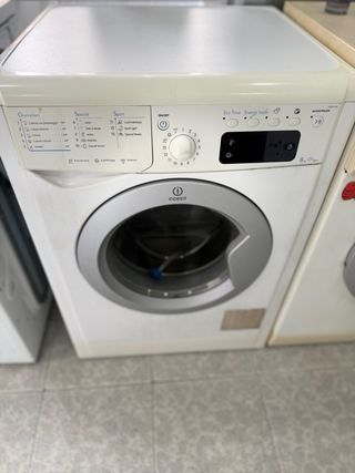 Lavadora Indesit 8kg - Eco Time