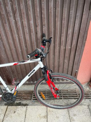 Bicicleta Decathlon Rockrider PARA REPARAR