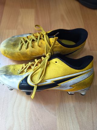 Botas Nike Mercurial - Fútbol