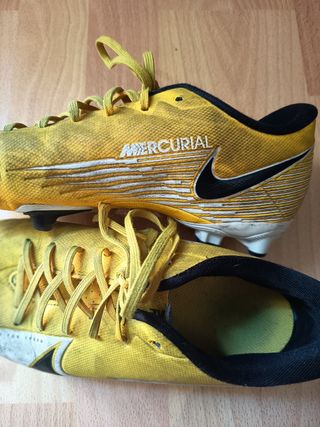 Botas Nike Mercurial - Fútbol