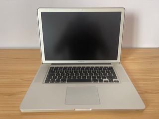 Apple Macbook pro 15” 