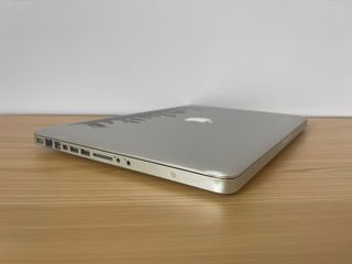 Apple Macbook pro 15” 