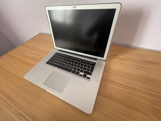 Apple Macbook pro 15” 