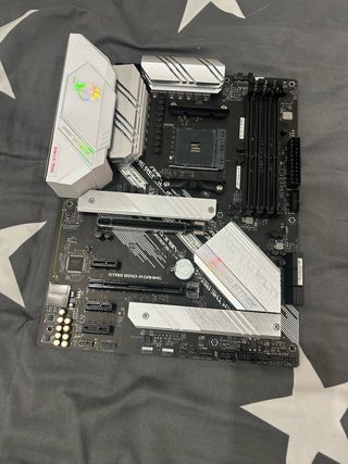 Placa base Asus ROG Strix B550-A