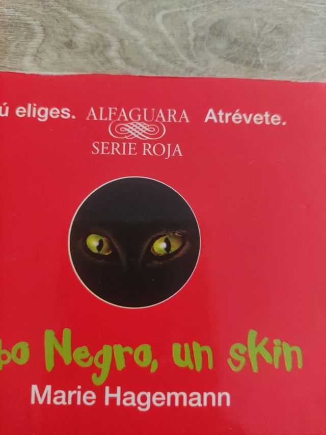 LOBO NEGRO, UN SKIN (Spanish Edition)