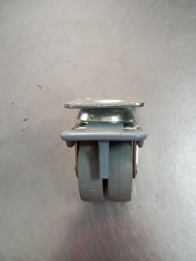 Ruedas giratorias dobles c/freno