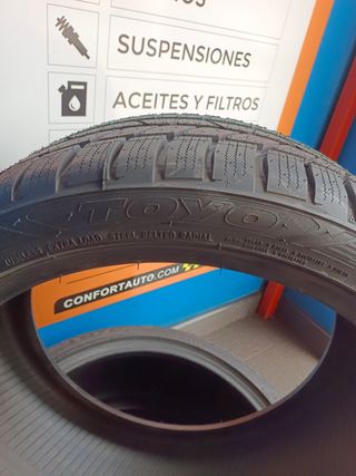 2 Neumáticos Nuevos de medida
245/35/R1892V