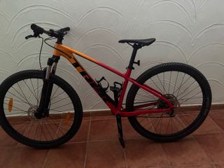 Bicicleta TREK Marlin 7 2021