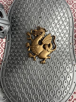 Armadura medieval niño: Casco, escudo