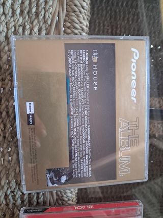 CDs 100% Black & Pioneer The Album