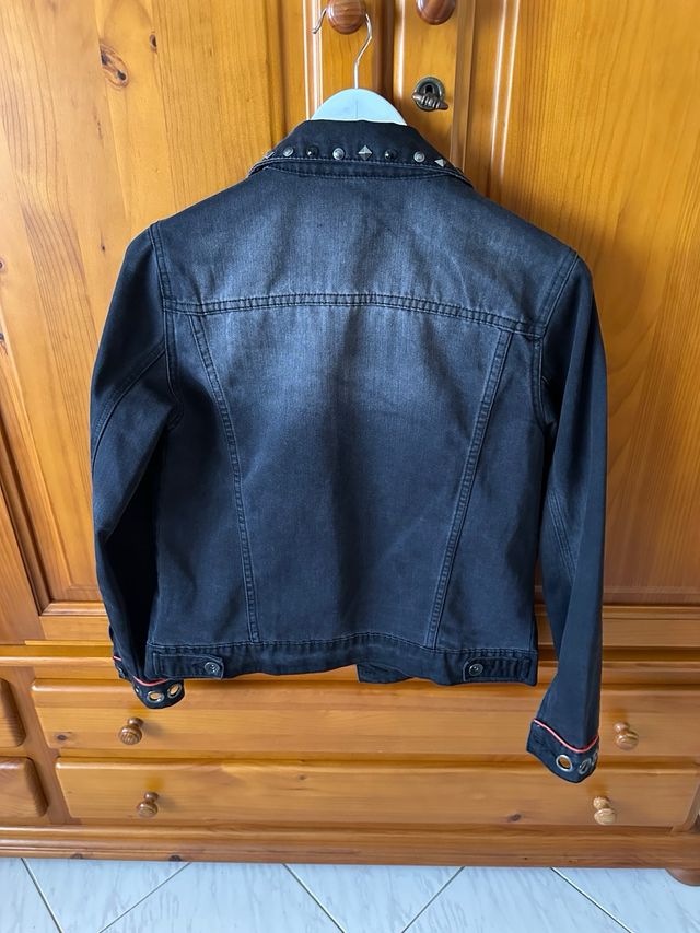 Chaqueta vaquera Desigual negra