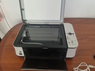 Stampante bianca Canon MP250