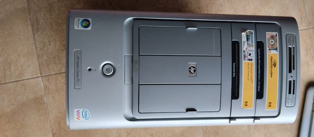HP Media Center PC - Plata