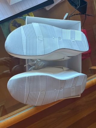 Zapatillas blancas estilo Michael Kors