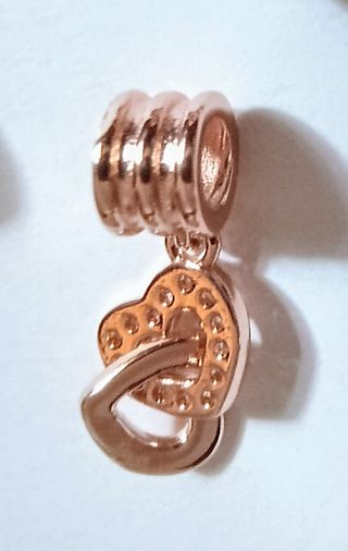 Charm Pandora - Corazones & Regalos