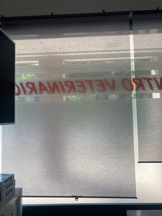 DOS STORES Pantalla proyector enrollable 200x140cm