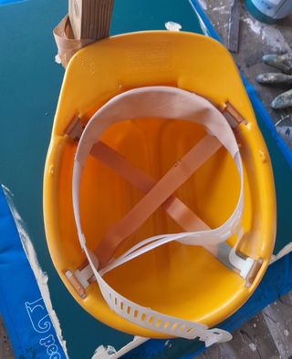 Casco Renfe amarillo finales años 50
