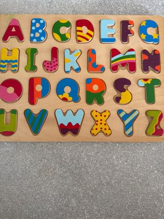 Rompecabezas ABC madera infantil