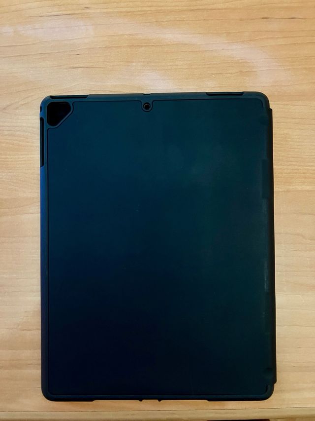 Funda negra iPad Air 5ª Gen
