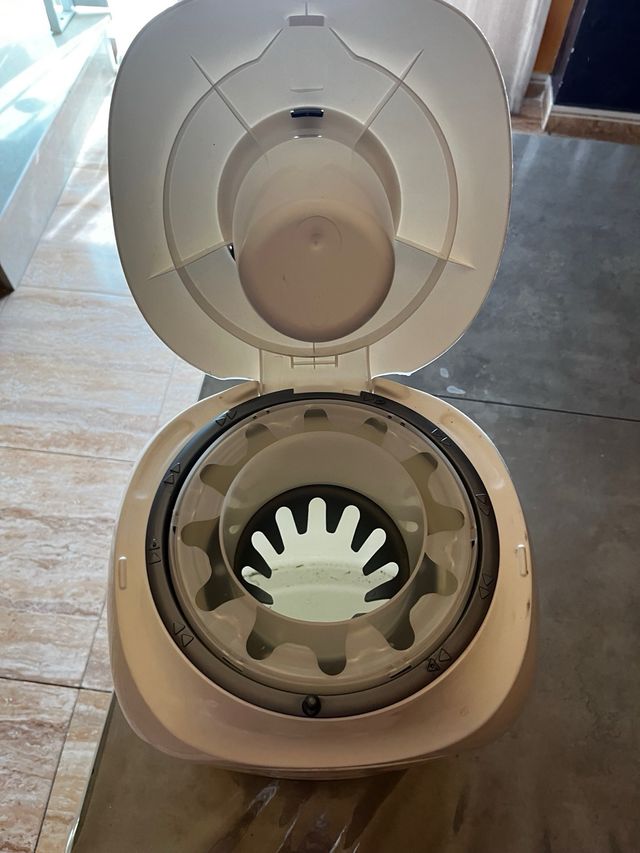 Papelera pañales Tommee Tippee