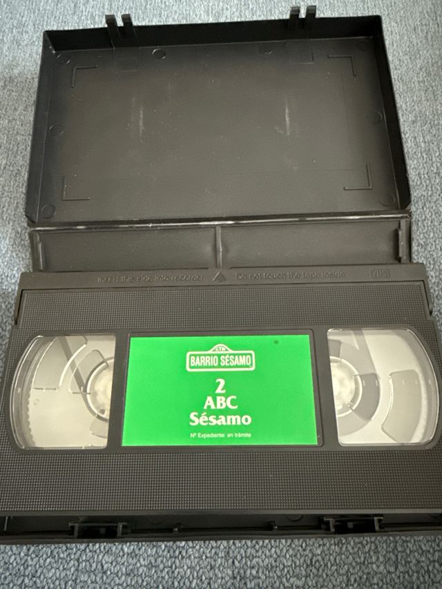 VHS Barrio Sesamo - Conocer las letras