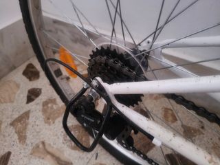Bicicleta Riverside 24" blanca