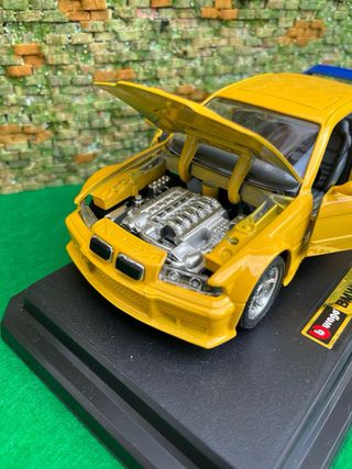 BMW M3 GTR GT Cup (1993) – Escala 1:24 – Bburago