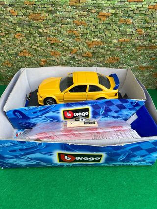 BMW M3 GTR GT Cup (1993) – Escala 1:24 – Bburago