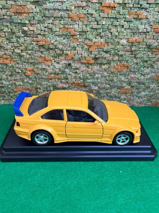 BMW M3 GTR GT Cup (1993) – Escala 1:24 – Bburago