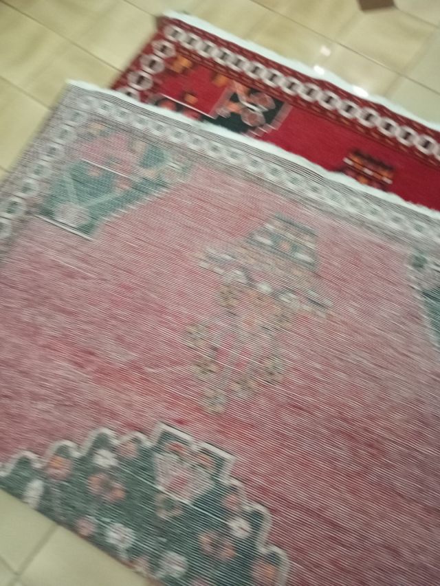 Alfombra persa roja y negra hecha amano Iran
